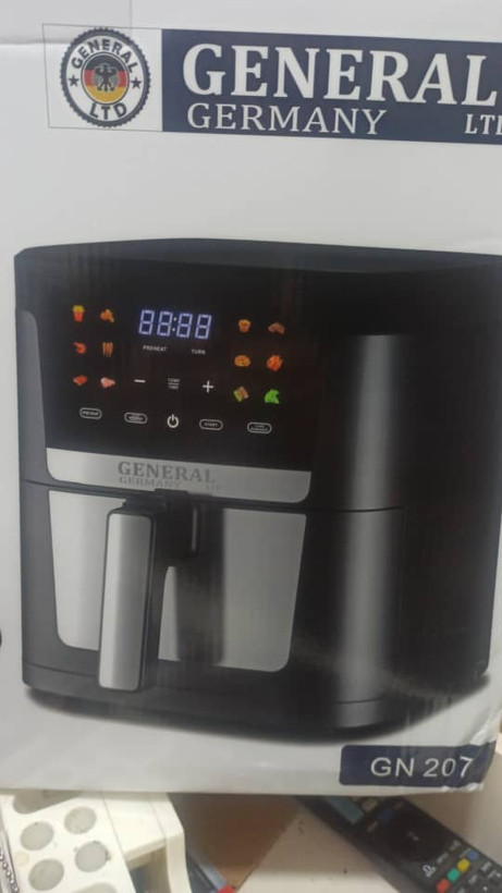 سرخکن و هواپز رژیمی بدون روغن مارک جنرال مدل :GN207
