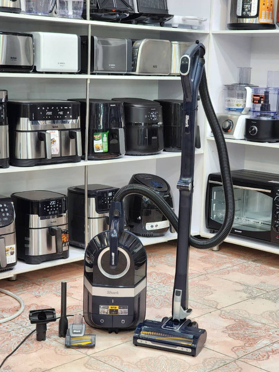 جارو برقی مخزن دار شارک مدل:CZ250eut